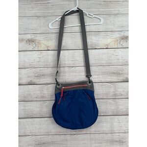 Merrell Crossbody Bag Magentic Closure 3 External Pockets Athletic Outdoor